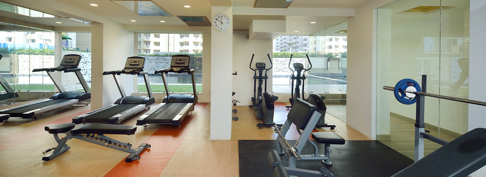 Express Zenith Noida Banner-3